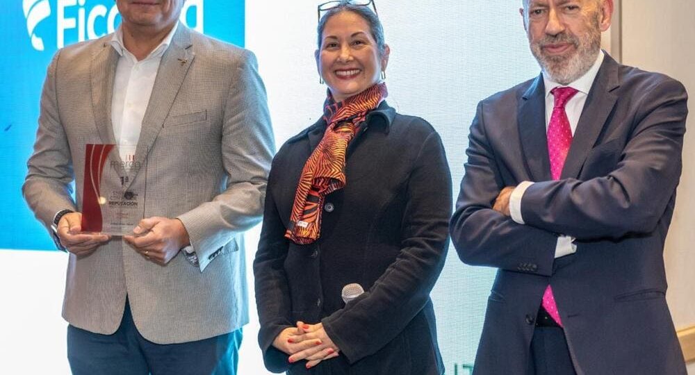 Ficohsa lidera el ranking de Merco Empresas 2024 como la empresa con mejor reputación en Honduras